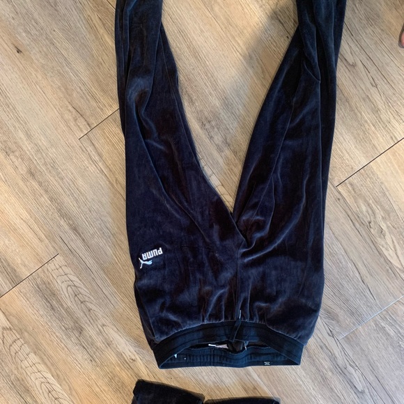 Puma velvet tracksuit - Picture 4 of 6